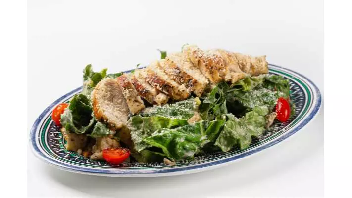 Ceasar Salad With Grilled Chicken Breast